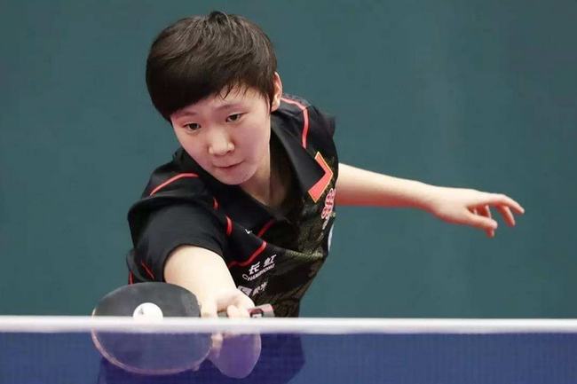 在前四轮比 在前四轮比